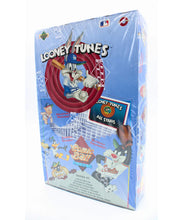 Load image into Gallery viewer, Looney Tunes Series 1 Comic Ball vintage booster pack
