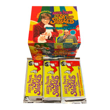 Load image into Gallery viewer, Austin Powers The Spy Who Shagged Me vintage booster pack
